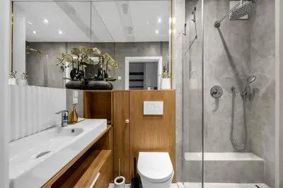 Łazienka w obiekcie Prestige Three-Bedroom Apt - 110m2, Parking, Balcony - by Rentujemy
