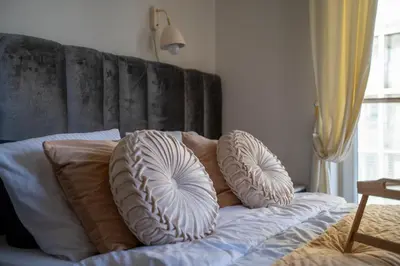 Łóżko lub łóżka w pokoju w obiekcie Prestige Three-Bedroom Apt - 110m2, Parking, Balcony - by Rentujemy