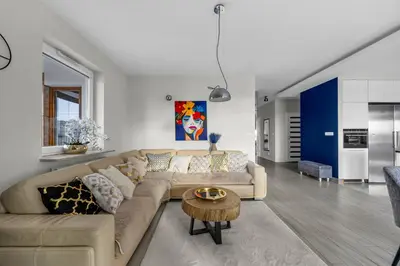 Kuchnia lub aneks kuchenny w obiekcie Prestige Three-Bedroom Apt - 110m2, Parking, Balcony - by Rentujemy