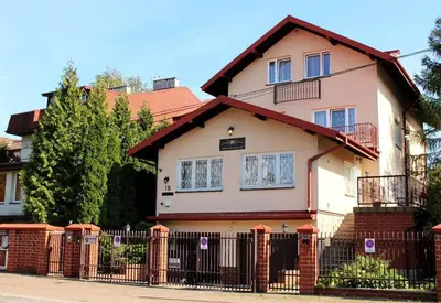 Budynek, w którym mieści się apartament