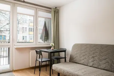 Część wypoczynkowa w obiekcie Bielany Urban Living Apartment by BookingHost