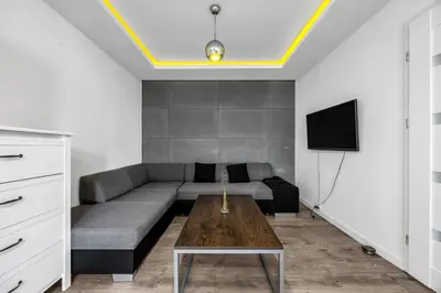 Telewizja i/lub zestaw kina domowego w obiekcie 11th Floor Center Apartment - 57m2, Two Bedrooms - by Rentujemy