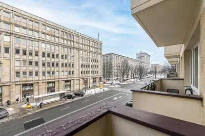 Widok na miasto Warszawa z tego apartamentu