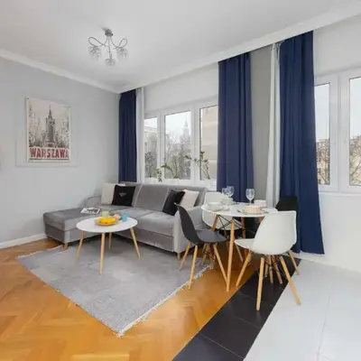 Cozy Apartment Hoża Warsaw Near PKIN with Air Conditioning by Noclegi Renters