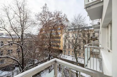 Balkon lub taras w obiekcie RentPlanet - Studio Hoża