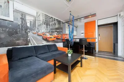 Część wypoczynkowa w obiekcie Chłodna Warsaw Atrium Apartment by Solarento