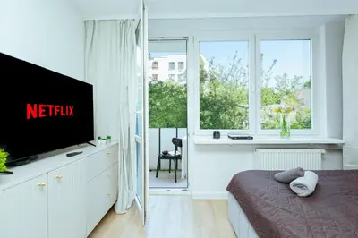 Telewizja i/lub zestaw kina domowego w obiekcie Comfy Stay Saska Studio