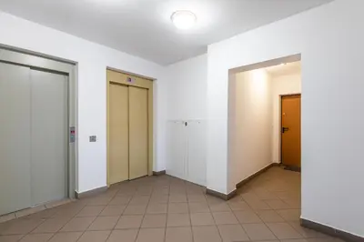 Plan piętra w obiekcie Aleja Stanów Zjednoczonych SuperApart - Galeria Wiatraczna