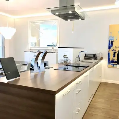 Luxury Apartments MONDRIAN Market Square III