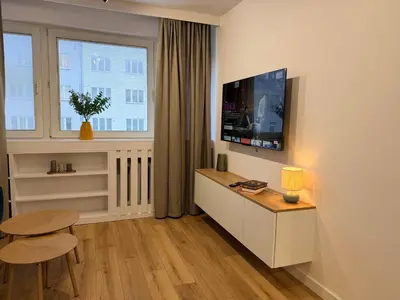 Telewizja i/lub zestaw kina domowego w obiekcie Modern Comfort Apartment by OhMyHome Zgoda 9