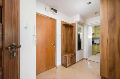 Plan piętra w obiekcie Warszawa Wola Center 3-Bedroom Apartment by BookingHost
