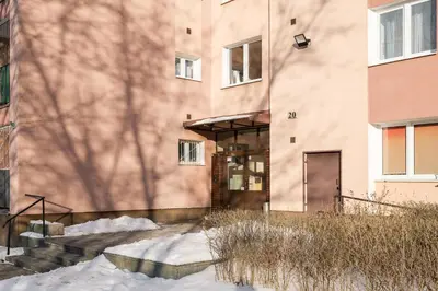 Budynek, w którym mieści się apartament
