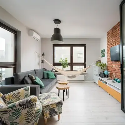 Metro Płocka Urban Oasis Apartment by BookingHost