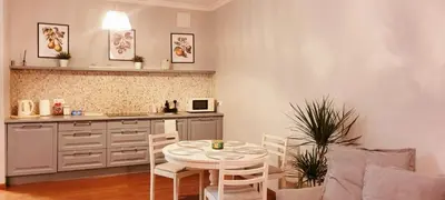 Kuchnia lub aneks kuchenny w obiekcie HomeComfort Apartament Wenecja