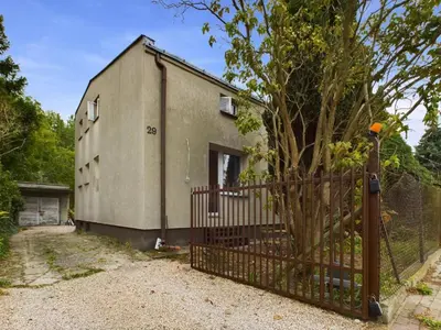 Budynek, w którym mieści się apartament