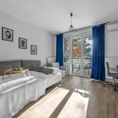 Włochy Apt - Balcony