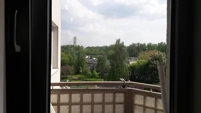 Balkon lub taras w obiekcie Apartment w zielonej części Warszawy