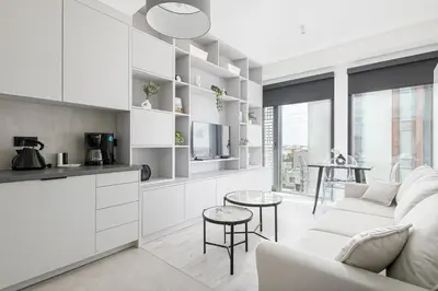 Kuchnia lub aneks kuchenny w obiekcie Towarowa Towers - 12 piętro - piękny widok - 2 pokoje