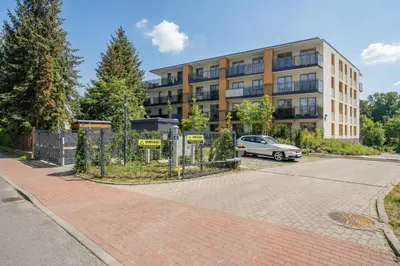 Budynek, w którym mieści się apartament