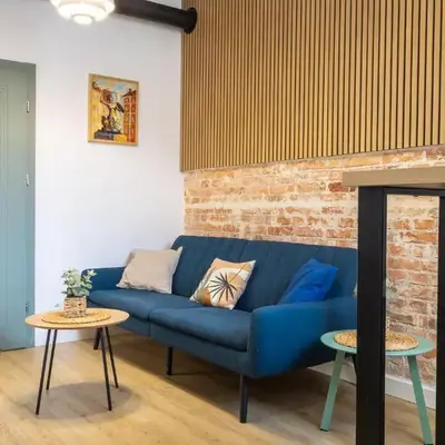 Klimatyczny Apartament z Antresolą w Kamienicy