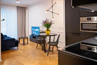 Kuchnia lub aneks kuchenny w obiekcie Royal Patronus MENNICA RESIDENCE - business district