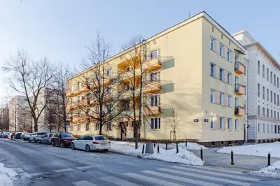 Budynek, w którym mieści się apartament