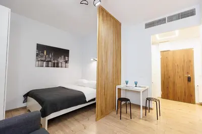 Łóżko lub łóżka w pokoju w obiekcie 2-237 in Warsaw, RC Bliska Wola Tower, 29 Marcina Kasprzaka, Petrovdom apartment