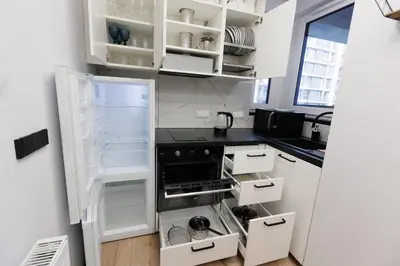 Kuchnia lub aneks kuchenny w obiekcie 2-237 in Warsaw, RC Bliska Wola Tower, 29 Marcina Kasprzaka, Petrovdom apartment