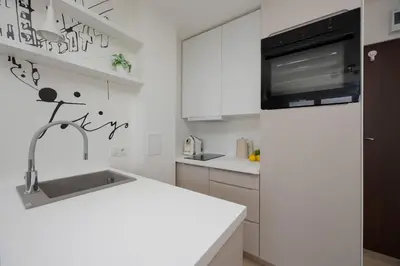 Plan piętra w obiekcie Unique Studio for Remote Work in Warsaw Center with City View by Noclegi Renters