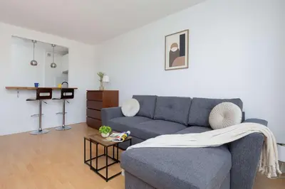 Część wypoczynkowa w obiekcie Modern Apartment for 4 People Bright & Functional Interiors by Noclegi Renters