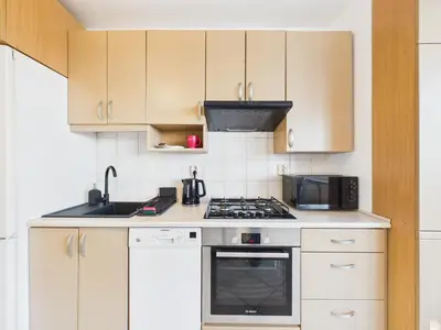 Kuchnia lub aneks kuchenny w obiekcie Cieszyńska SuperApart - near Wilanowska Metro