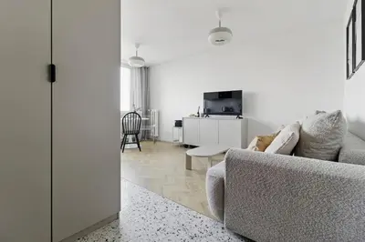Telewizja i/lub zestaw kina domowego w obiekcie Apartament Saska Kępa