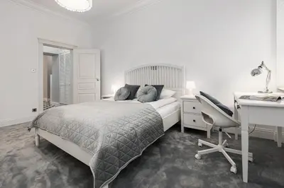 Łóżko lub łóżka w pokoju w obiekcie ShortStayPoland Ludna B195