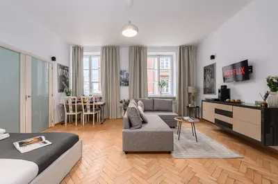 Telewizja i/lub zestaw kina domowego w obiekcie Lumina apart near Old Town in Warsaw