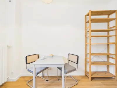 Plan piętra w obiekcie Dąbrowskiego Stylish Stay Warsaw by Solarento