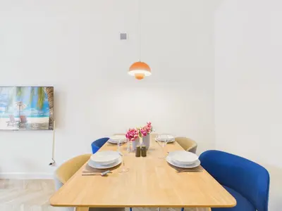 Część wypoczynkowa w obiekcie Dąbrowskiego Stylish Stay Warsaw by Solarento