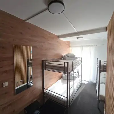 Rooms4Rest BIZ Skibicka budynek 2 - Private rooms for tourists