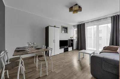 Telewizja i/lub zestaw kina domowego w obiekcie Modern 1BR in Bemowo - Parking & Workspace - by Rentujemy