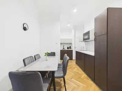 Kuchnia lub aneks kuchenny w obiekcie Warsaw Premium Apartments Mariensztat