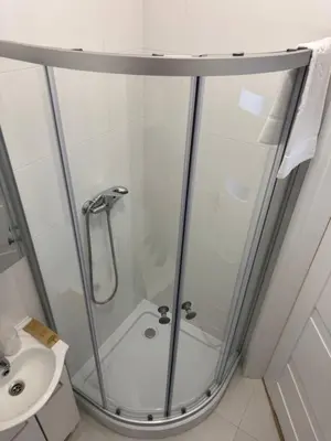 Łazienka w obiekcie MiniStudio Włochy, Lotnisko Chopina , Blu City