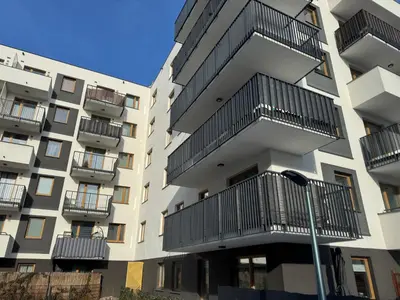 Budynek, w którym mieści się apartament