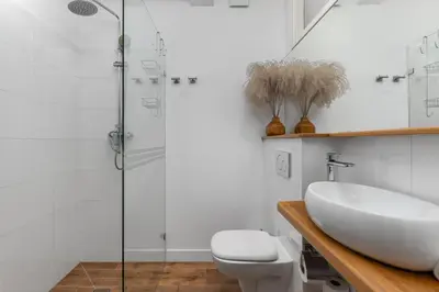 Łazienka w obiekcie AURA 77 Żoliborz