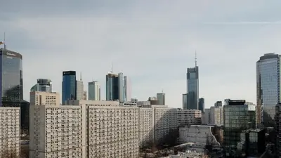 Widok na miasto Warszawa z tego apartamentu