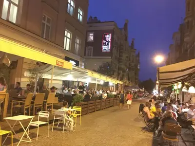 Goście zatrzymujący się w obiekcie Elegant Apartment Foksal