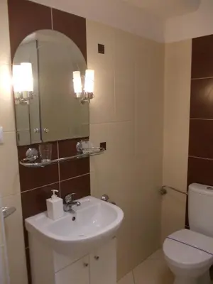 Łazienka w obiekcie SCSK Żurawia