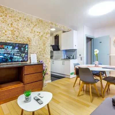 JessApart– Babka Tower Apartment
