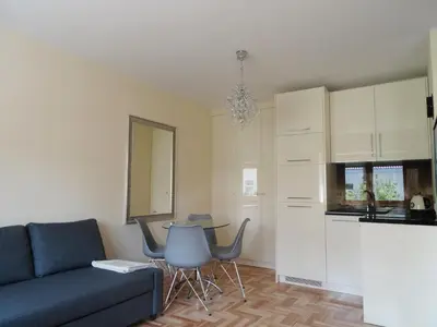 Kuchnia lub aneks kuchenny w obiekcie Studio Plac Bankowy