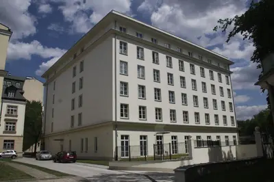Budynek, w którym mieści się hostel