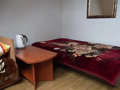 Łóżko lub łóżka w pokoju w obiekcie Camping domki letniskowe
