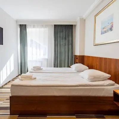 Hit Hotel
